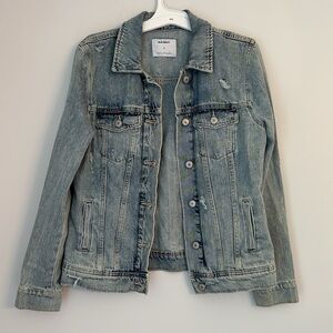 Old Navy Light Wash Distressed Denim Jacket Size Small